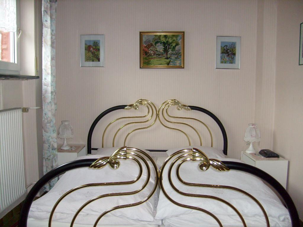 Pension Kroth An Der Mosel Briedel Bagian luar foto