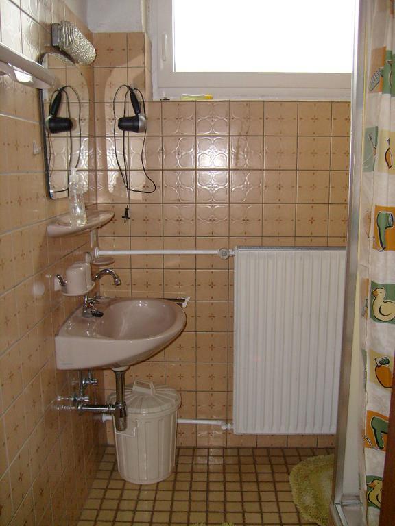 Pension Kroth An Der Mosel Briedel Bagian luar foto